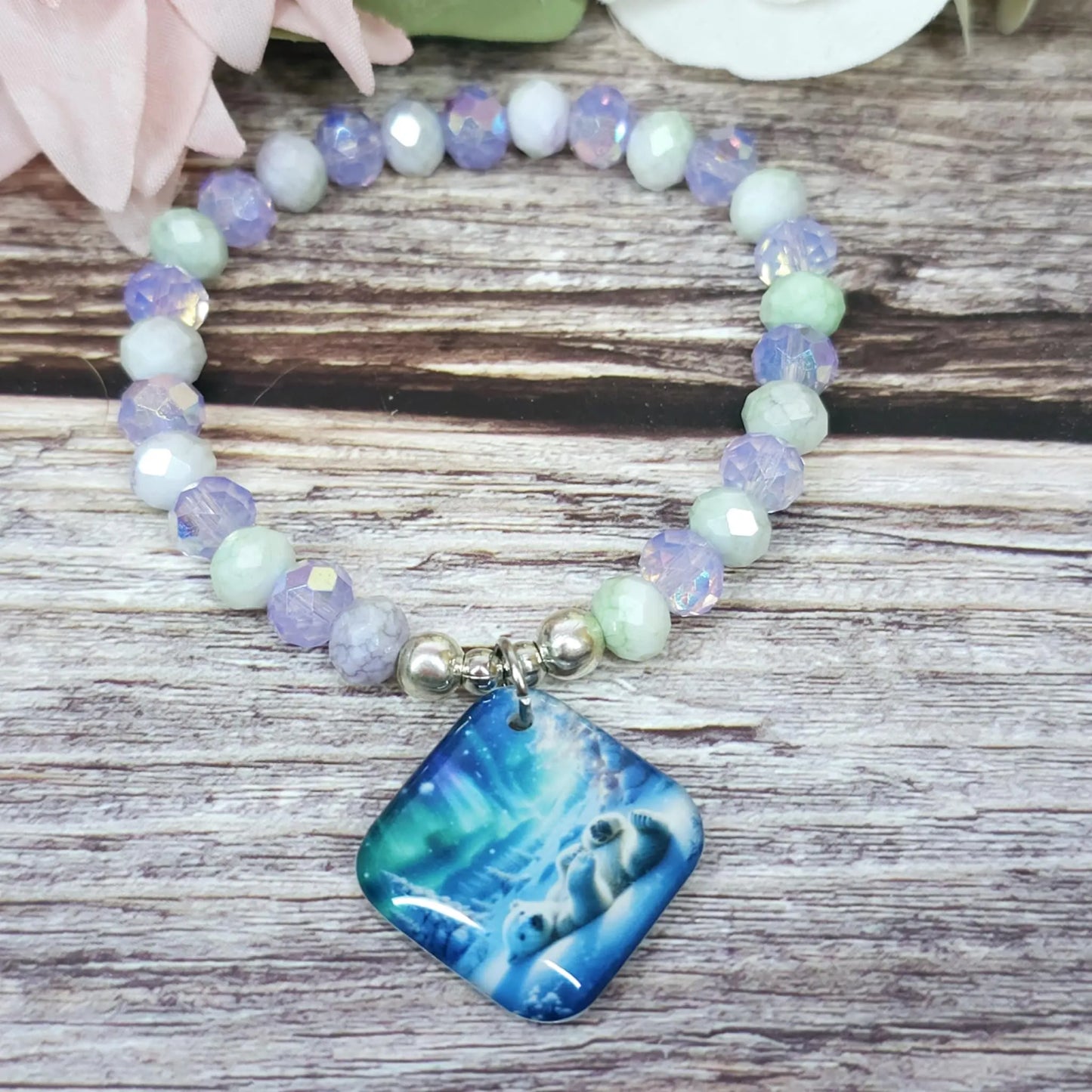 16cm Polar bear Handmade Beaded Bracelet with Unique Charm – Glass or Gemstone Beads (79a)