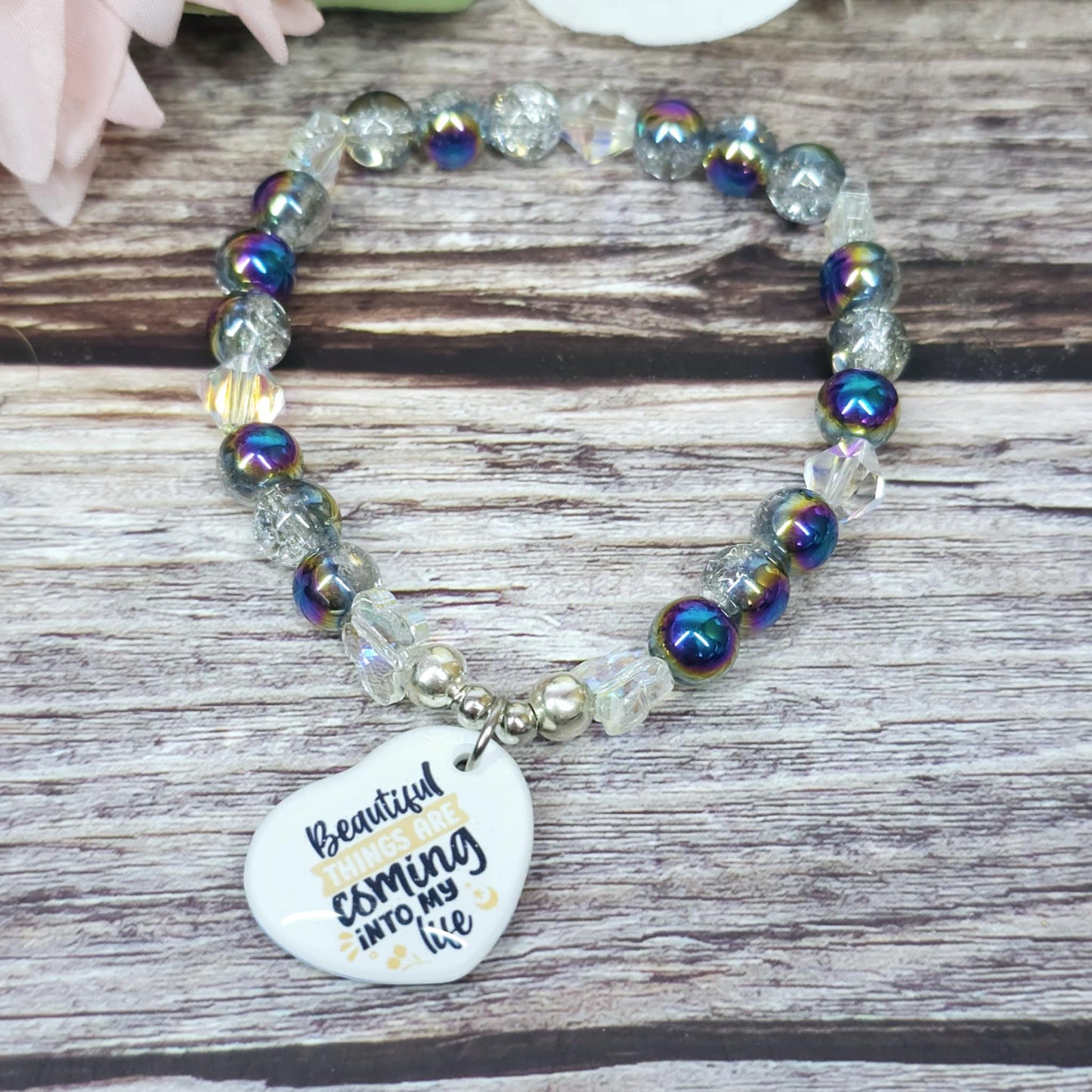 17cm Handmade Beaded Bracelet with Unique Charm – Glass or Gemstone Beads (63a)