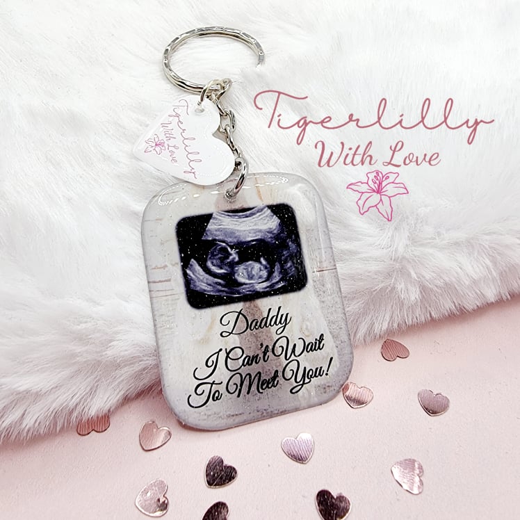 .... i cant wait to meet you personalised photo keyring, verse keyring, keepsake