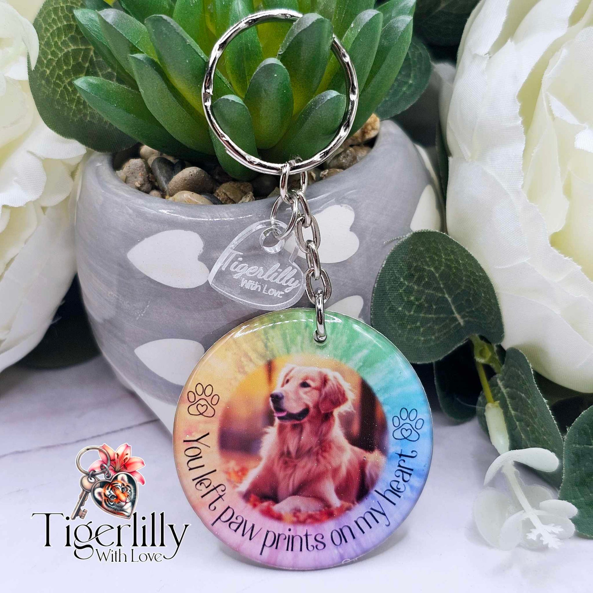 personalised pet memorial photo keyring UK with dog photo
