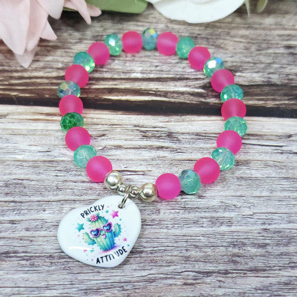 16cm Handmade Beaded Bracelet with Unique Charm – Glass or Gemstone Beads (59a)
