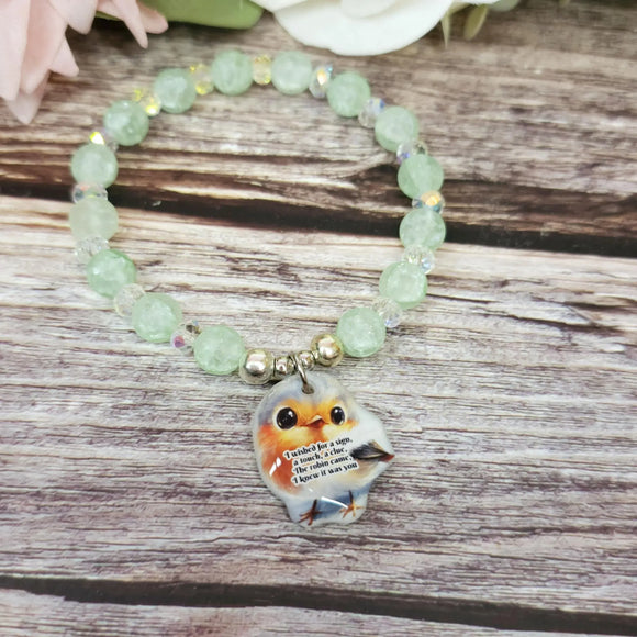 17cm Robin Handmade Beaded Bracelet with Unique Charm – Glass or Gemstone Beads (95a)