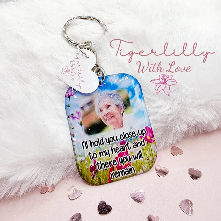 i'll hold you close up to my heart personalised photo keyring, verse keyring, keepsake
