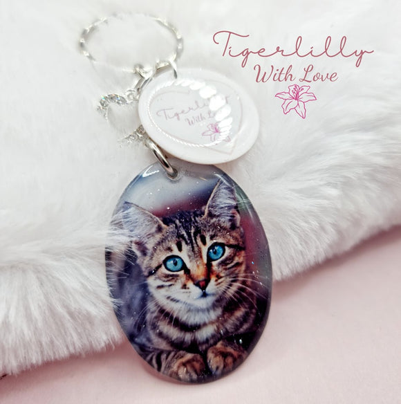 oval photo keyring, personalised keyring, keepsake